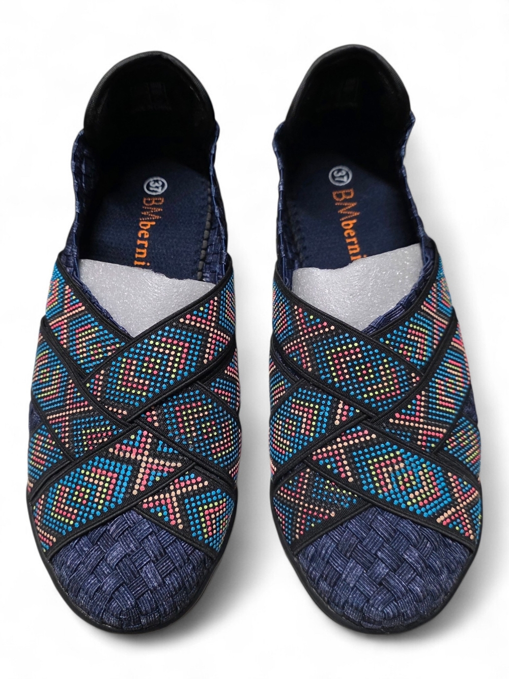 NEW Bernie Mev New York Navy Slip-On Flats with Multicolor Aztec Pattern Size 37